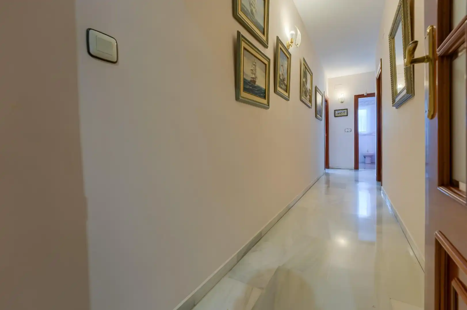 Houses for sale in Tomares  with Air Conditioner, Heating and Private garden