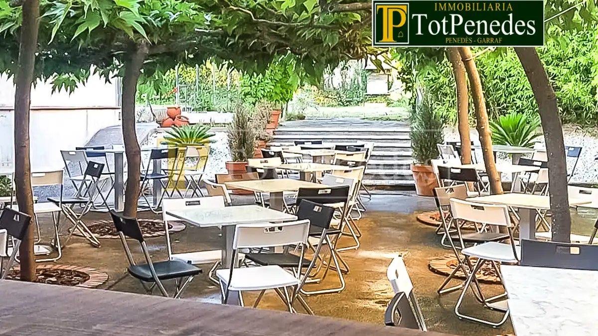Terraza de Local en traspaso en Sant Martí Sarroca con Aire acondicionado, Calefacción y Terraza