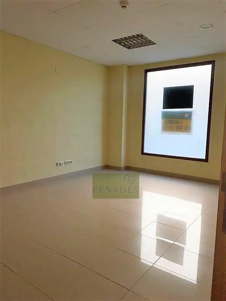 Business premises to rent in Sant Josep - Zona Hospital