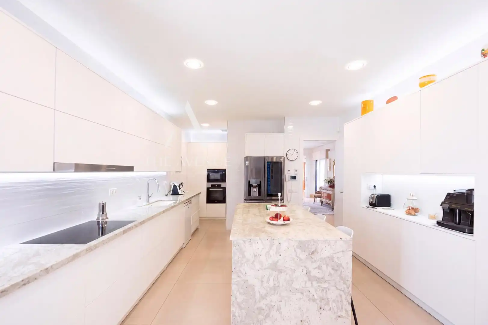 Cuina de Casa o xalet en venda en Las Rozas de Madrid amb Aire condicionat, Calefacció i Jardí privat