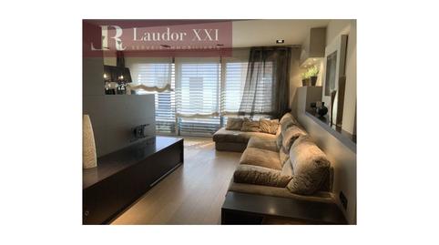 Foto 2 de Casa adosada en venda a Creu Alta, Barcelona