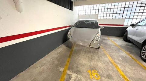 Foto 2 de Garaje de alquiler en Avenida Sant Narcís, Sant Narcís, Girona Capital