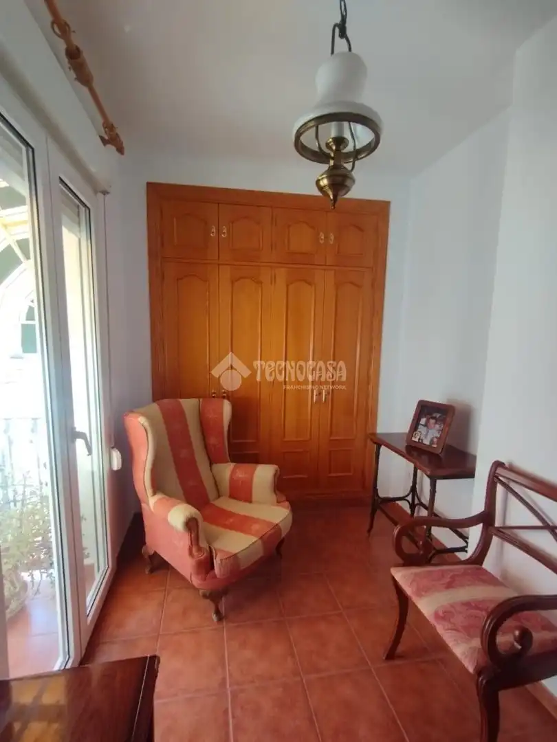 Schlafzimmer von Einfamilien-Reihenhaus zum Verkauf in Málaga mit Klimaanlage, Terrasse und Balkon