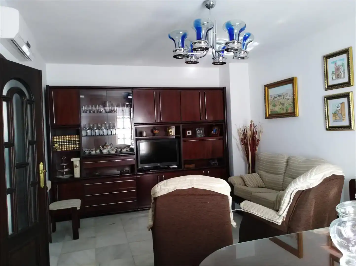 Sala de estar de Casa adosada en venta en Ronda con Aire acondicionado y Balcón