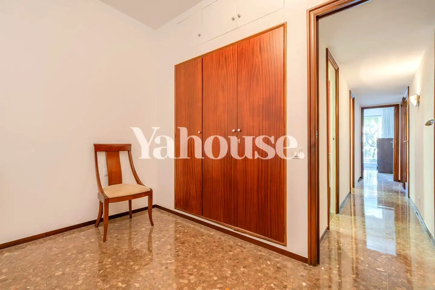 Schlafzimmer von Wohnung zum Verkauf in Barcelona mit Klimaanlage, Heizung und Terrasse