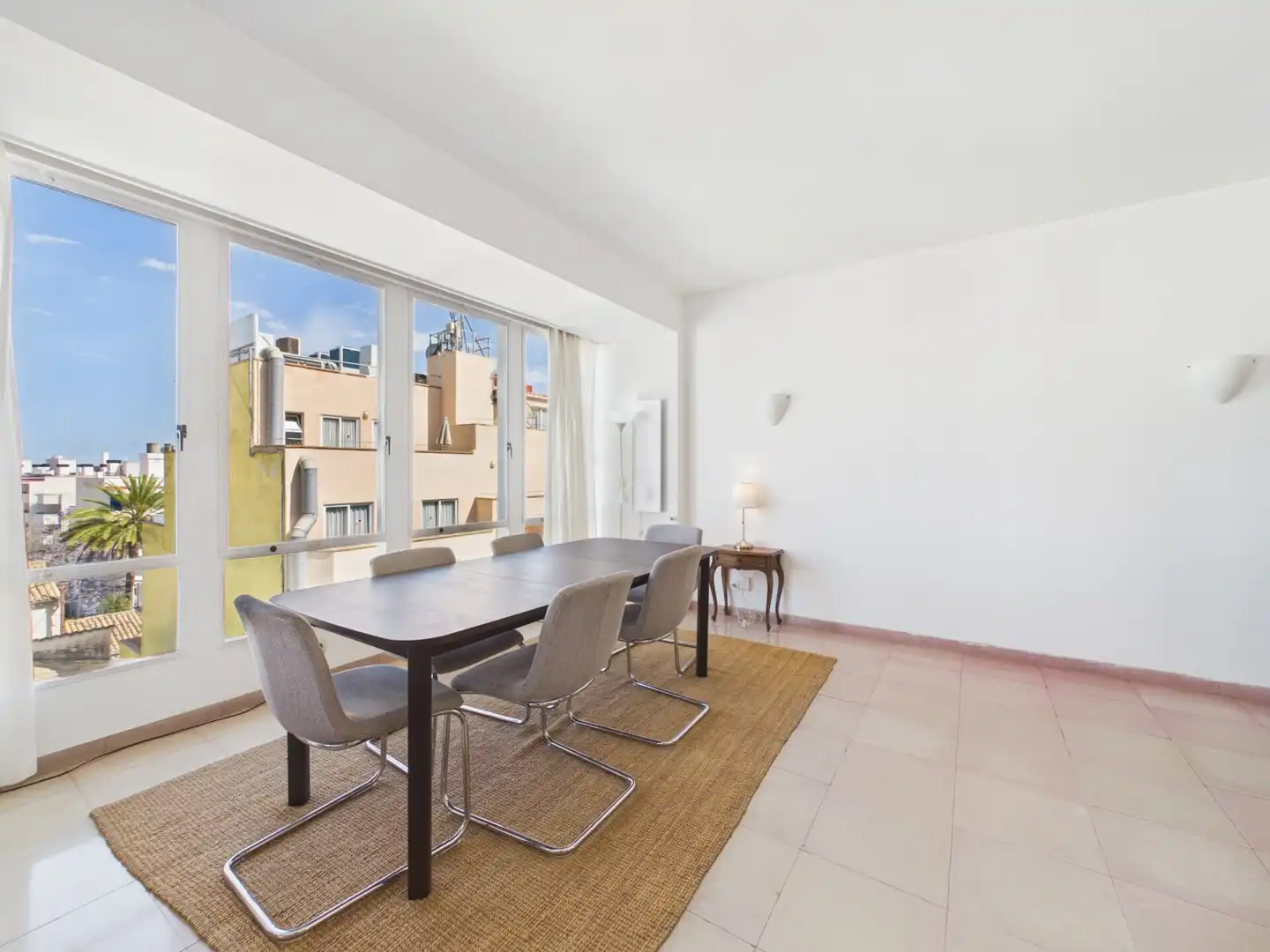 Menjador de Apartament de lloguer en  Palma de Mallorca amb Aire condicionat
