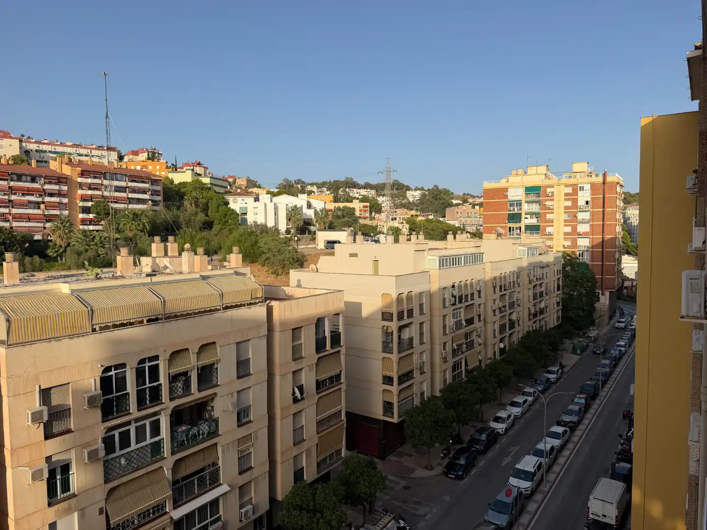 Vista exterior de Pis en venda en Málaga amb Aire condicionat i Forn