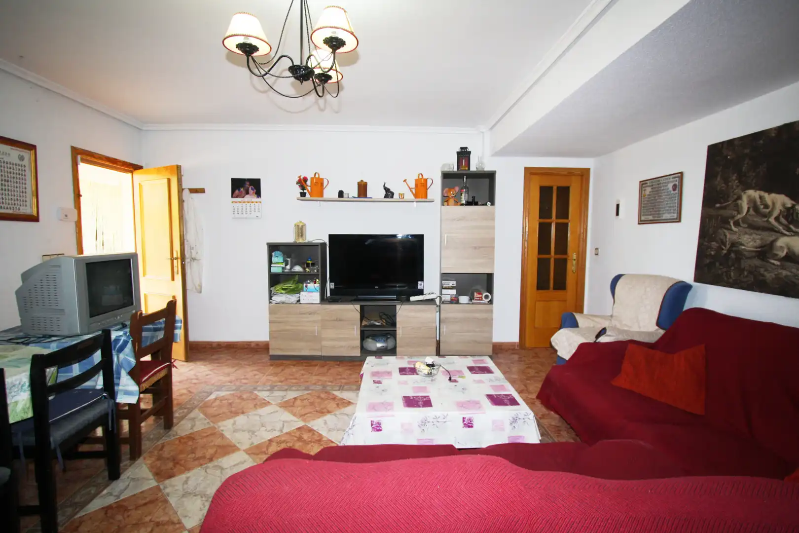 Sala d'estar de Casa o xalet en venda en Albacete amb Aire condicionat, Jardí privat i Terrassa