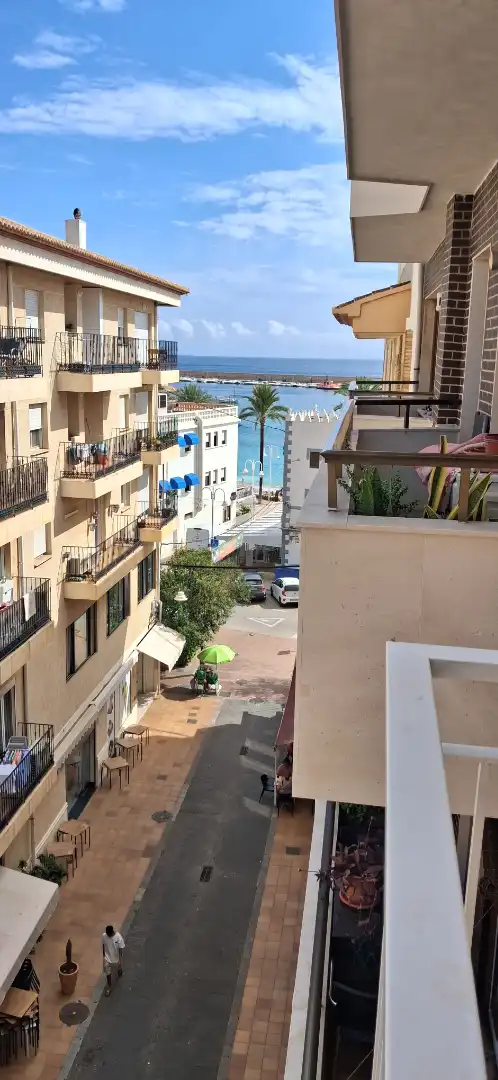 Ático con terraza en alquiler en Carrer Andrés Lambert, imagen 4