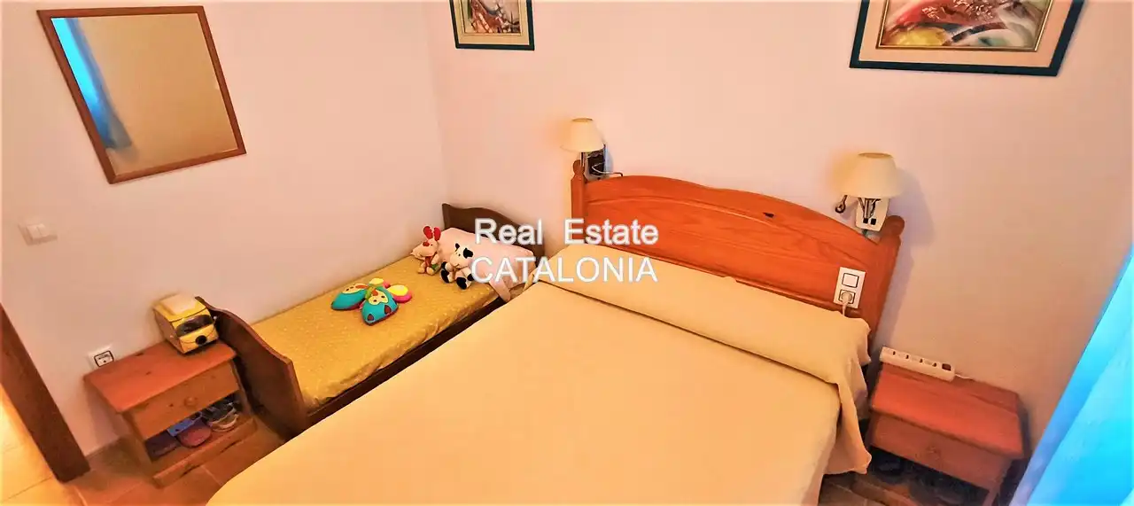 Schlafzimmer von Haus oder Chalet zum Verkauf in Lloret de Mar mit Heizung, Privatgarten und Terrasse