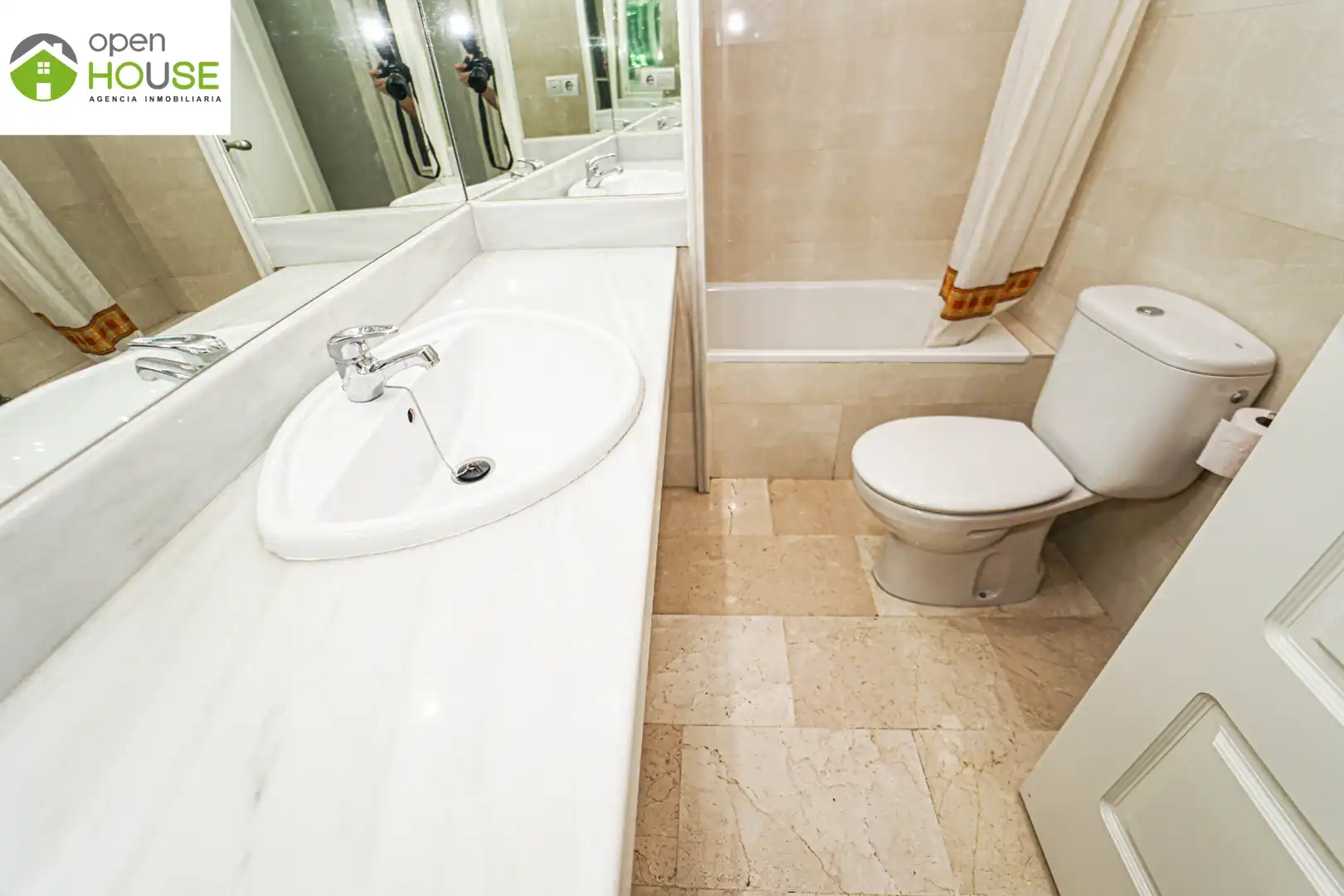 Baño de Piso de alquiler en Centro