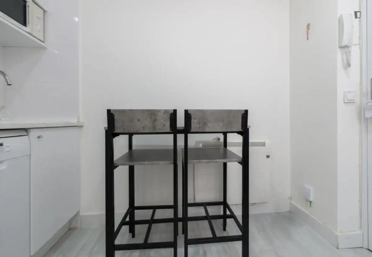 Mini appartamento con ascensore in affitto a Tetuán, imagen 14