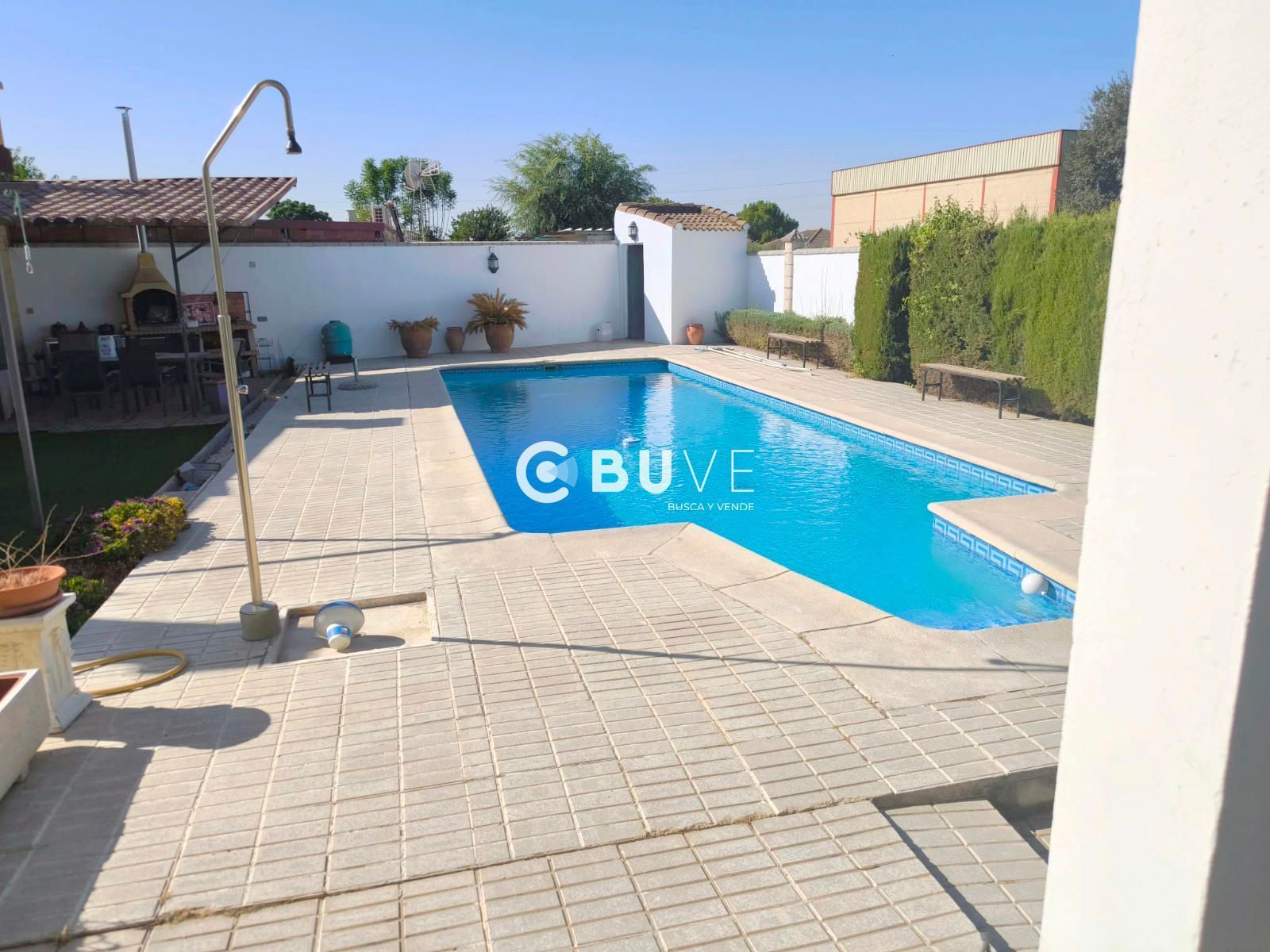 Swimming pool of House or chalet for sale in  Córdoba Capital  with Storage room, Swimming Pool and Furnished