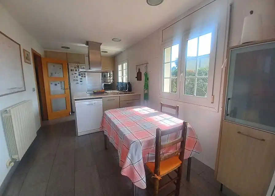 Cuina de Casa o xalet en venda en Pals amb Calefacció, Jardí privat i Terrassa