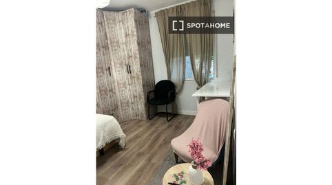 Foto 3 de Habitación en Canyelles, Barcelona Capital