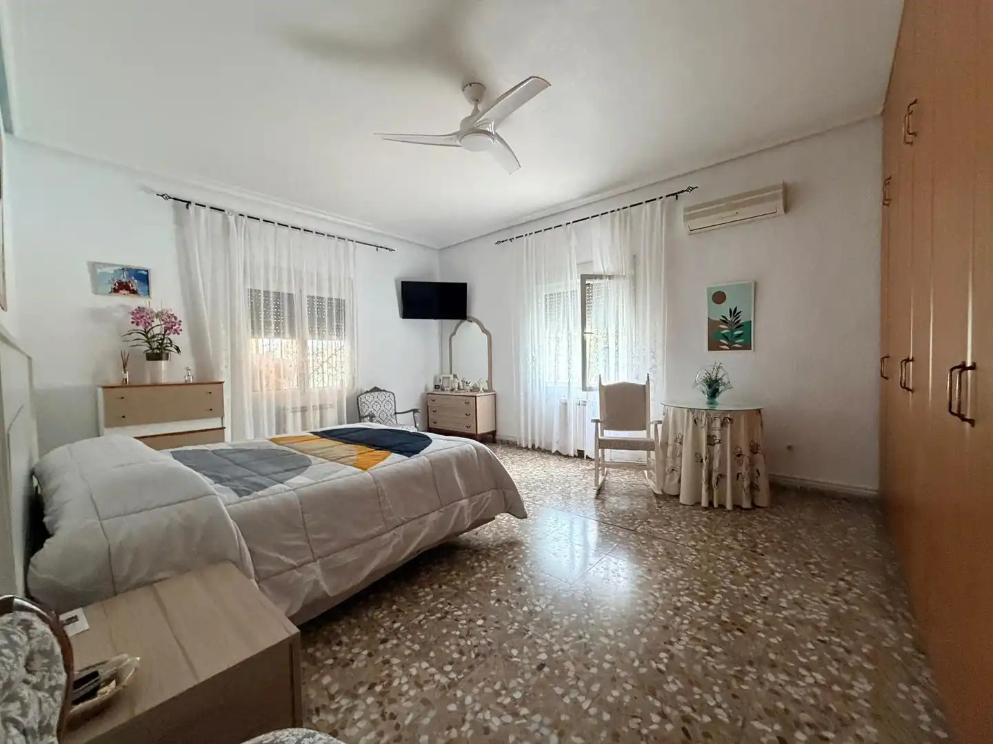 Bedroom of Houses for sale in Elche / Elx  with Air Conditioner, Heating and Private garden
