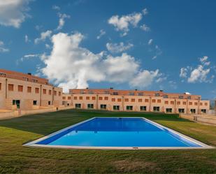 Piscina de Casa adosada en venda en Ulldecona amb Terrassa i Piscina comunitària