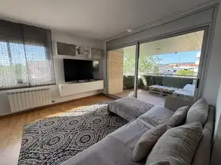 Living room of Flat for sale in Salt  with Air Conditioner, Heating and Private garden