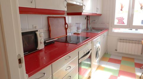 Foto 2 de Piso en venta en Portal de Legutiano, El Anglo, Araba - Álava