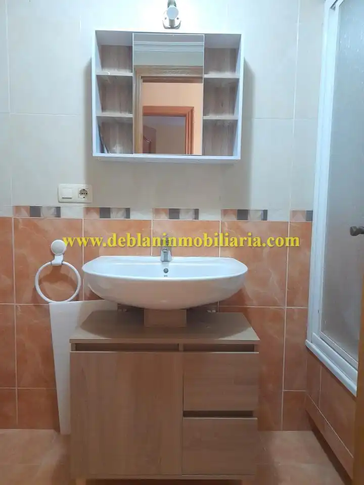 Bathroom of Flat for rent in Tomiño  with Heating and Furnished