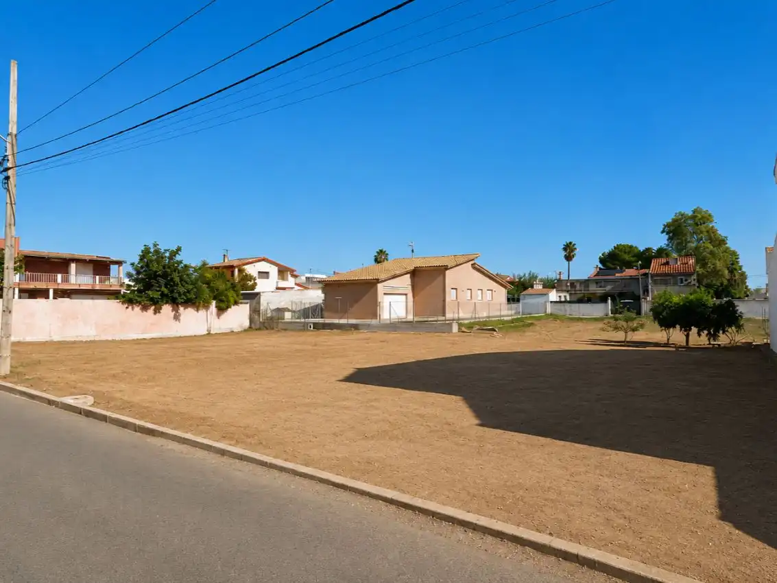 Terreno residencial en venta en Carrer Santa Marta 9