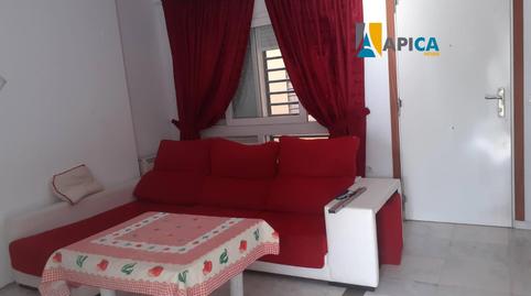 Foto 2 de Casa adosada en venda a El Rinconcillo, Cádiz