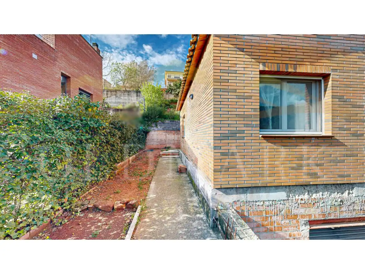 Vista exterior de Casa o xalet en venda en Corbera de Llobregat amb Calefacció i Terrassa