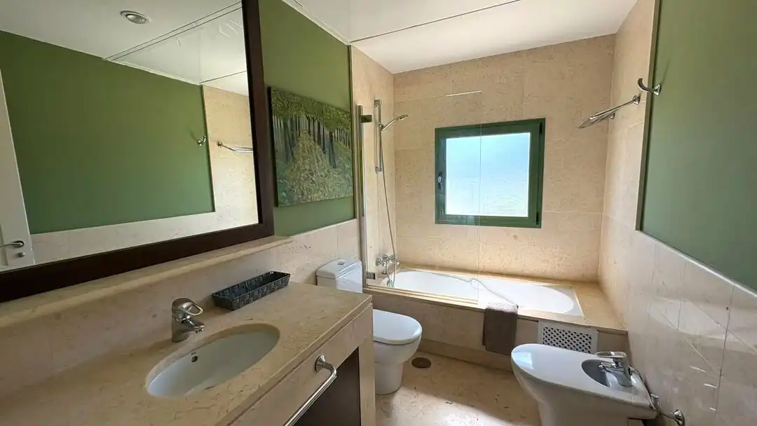 Flat with balcony to rent in Avenida de la Marina 15, imagen 10