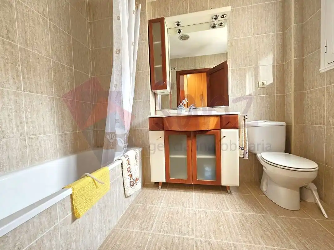 Bathroom of Detached homes for sale in Lagunilla del Jubera  with Heating, Private garden and Terrace