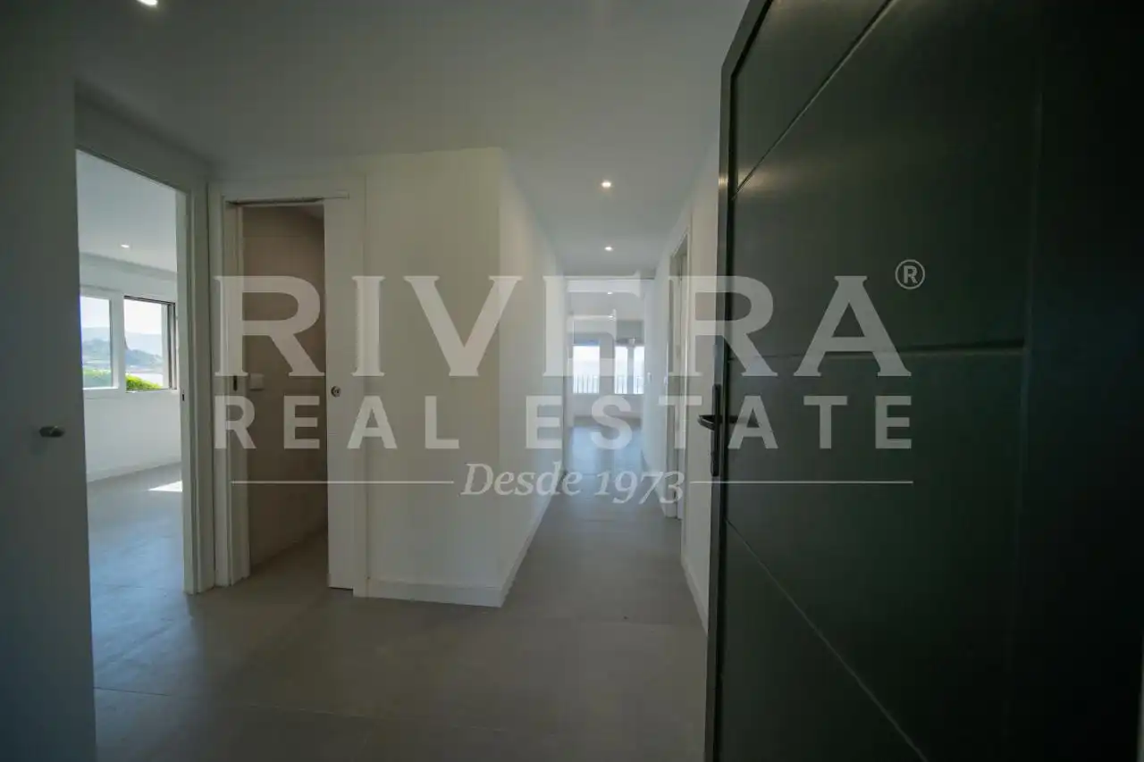 Piso en venta en Sanxenxo con Calefacción y Terraza