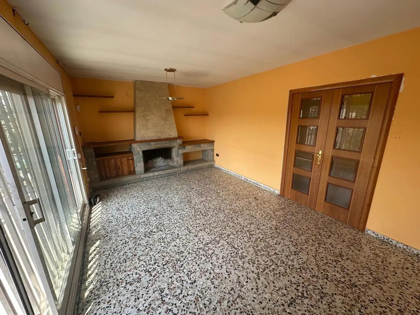 Living room of Houses for sale in Lliçà d'Amunt