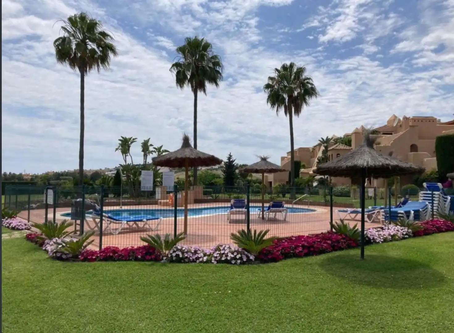 Apartment with pool for sale in Urbanizacion Cartuja del Golf 12, imagen 16