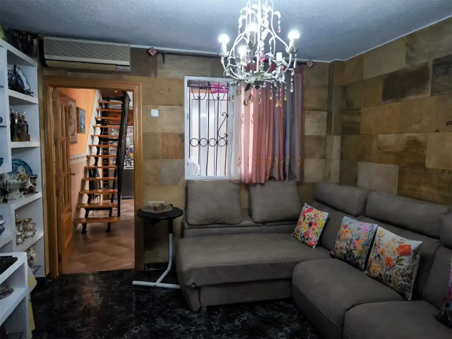 Sala d'estar de Casa adosada en venda en Molina de Segura amb Aire condicionat