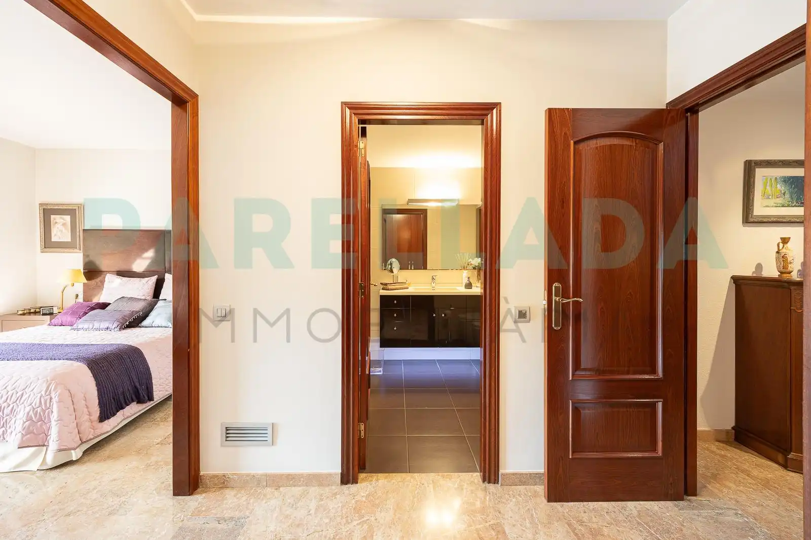Habitación de Casa o chalet en venta en Badalona con Aire acondicionado, Calefacción y Jardín privado