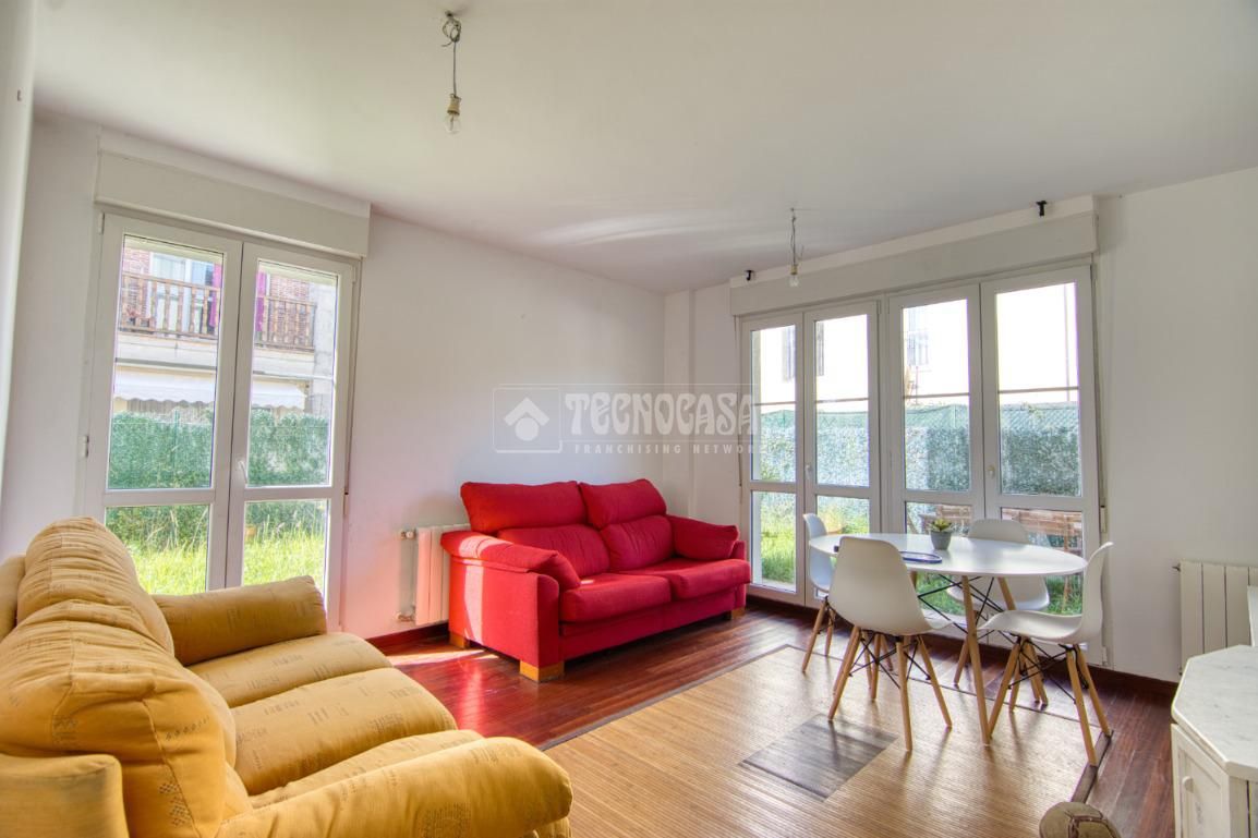 Living room of Flat for sale in Castañeda  with Heating and Furnished