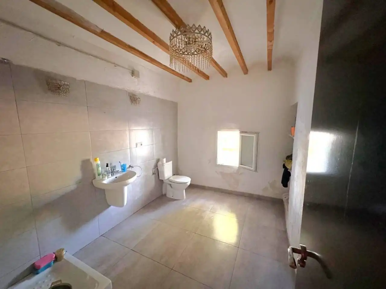 Badezimmer von Country house zum Verkauf in Monóvar  / Monòver mit Privatgarten, Terrasse und Schwimmbad