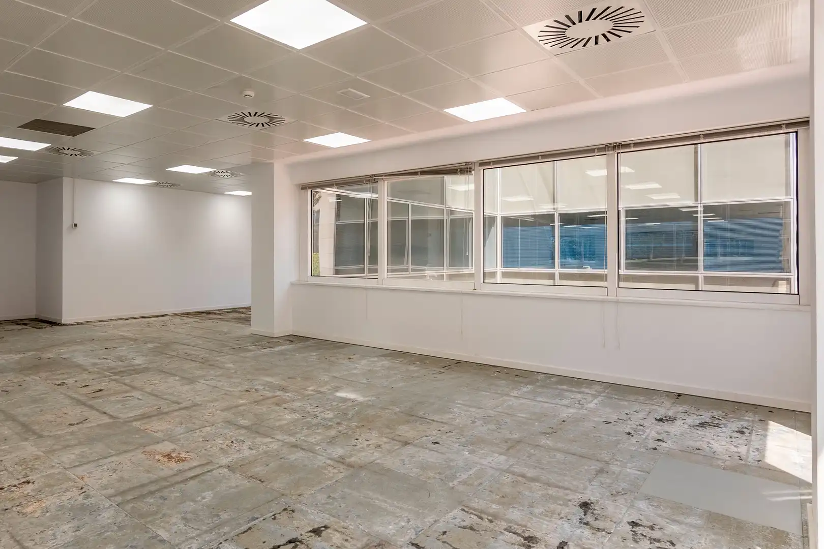 Bureau avec ascenseur à louer à Almeda - El Corte Inglés, imagen 15