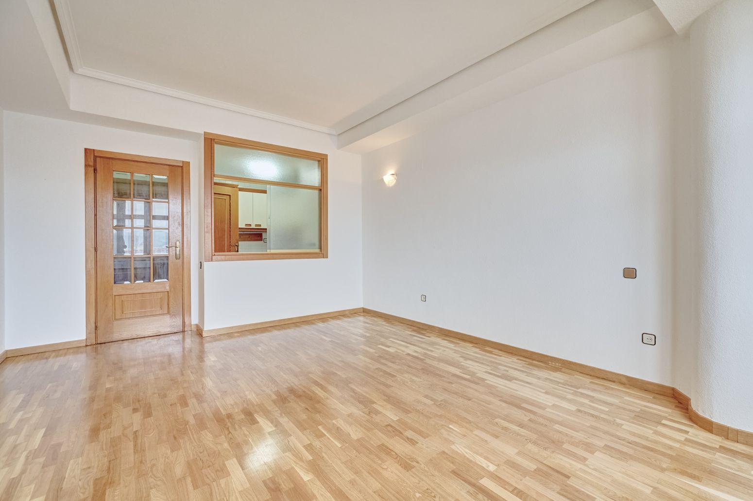 Sala d'estar de Pis en venda en  Pamplona / Iruña amb Calefacció i Parquet
