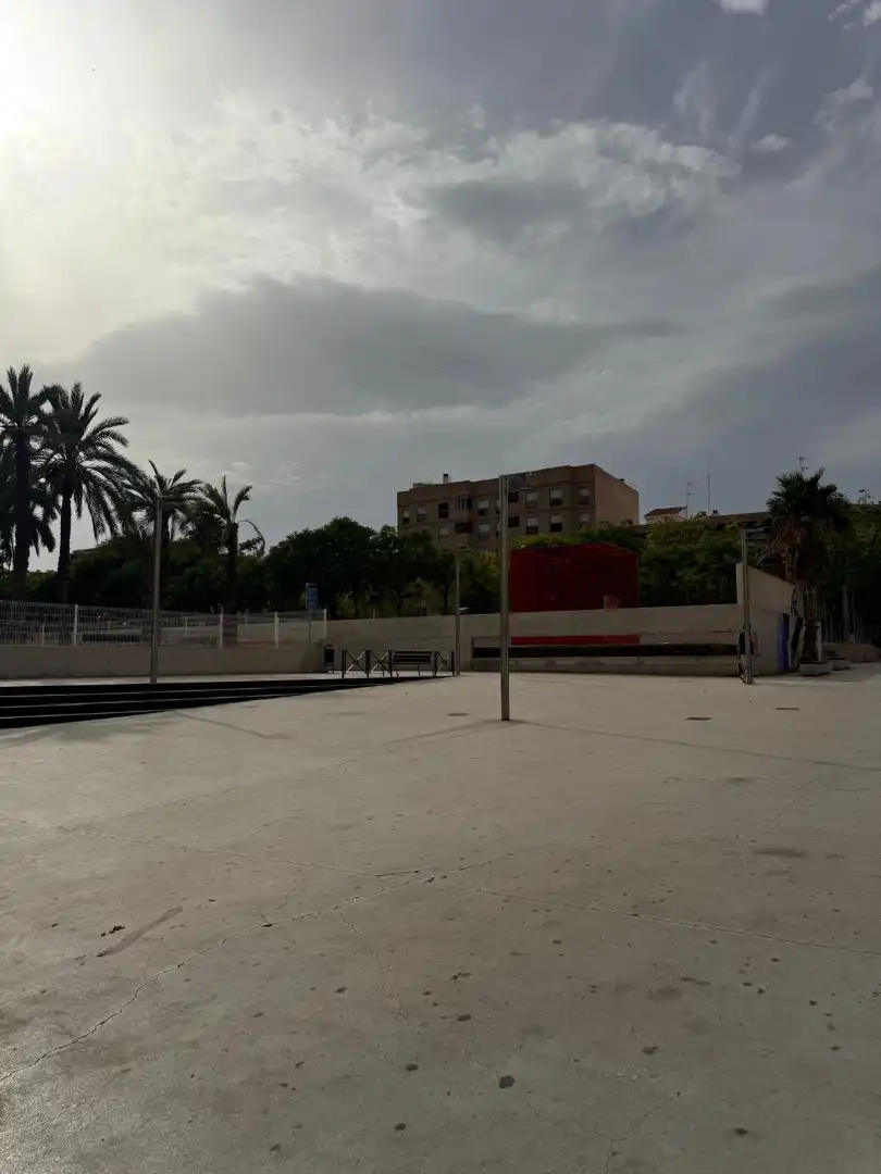 Vista exterior de Pis en venda en Elche / Elx amb Alarma