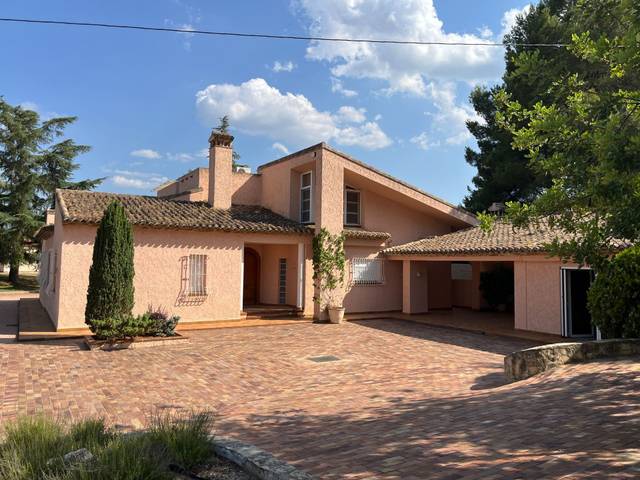 Casa-chalet en Venta en Santa Ana