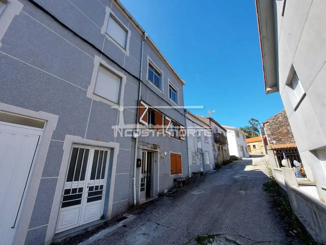 Vista exterior de Casa adosada en venta en Camariñas con Trastero y Amueblado