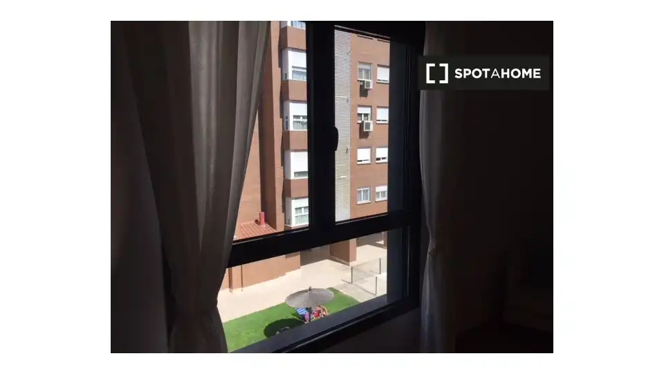 Dormitori de Pis de lloguer en Ciudad Lineal