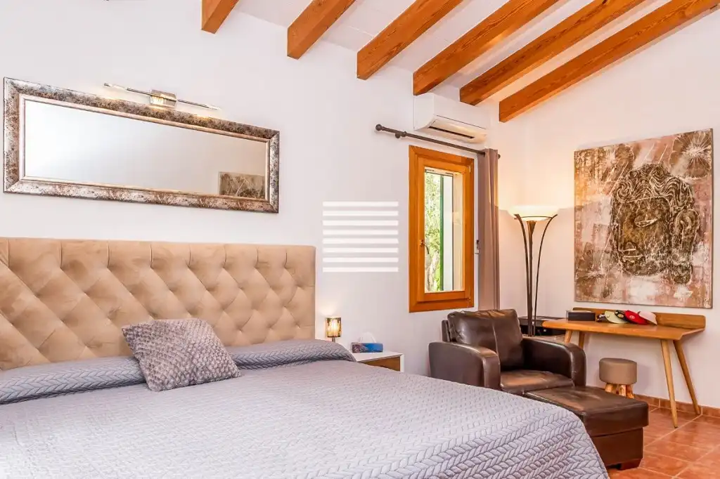 Habitación de Finca rústica en venta en Alcúdia con Aire acondicionado, Jardín privado y Terraza