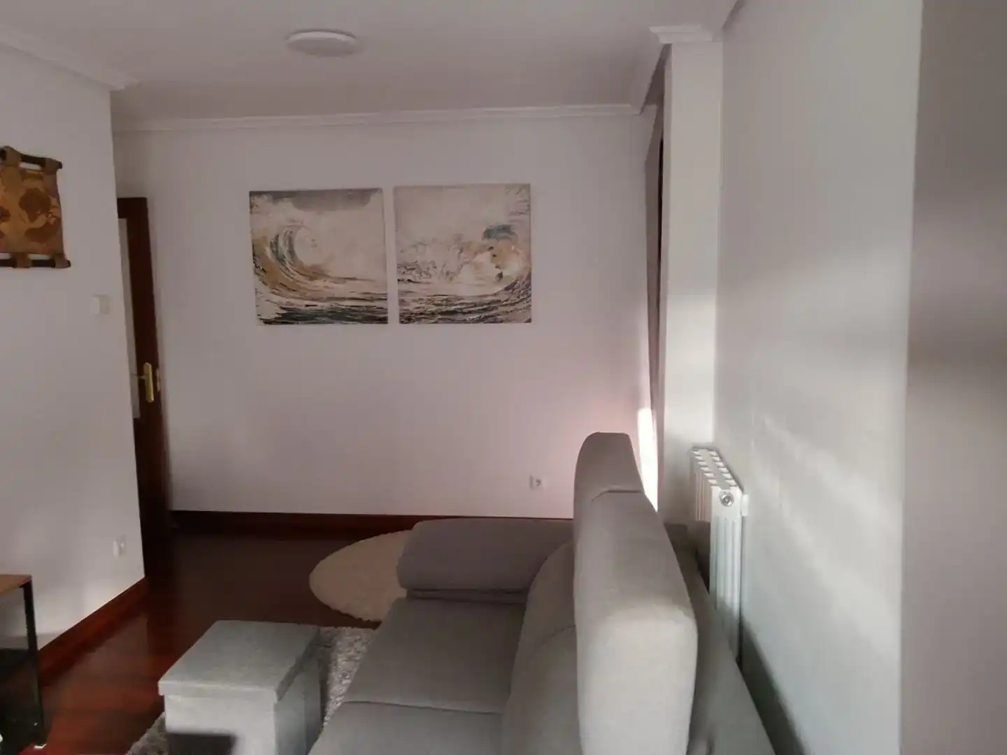 Sala d'estar de Pis en venda en Ribamontán al Monte amb Parquet i Moblat