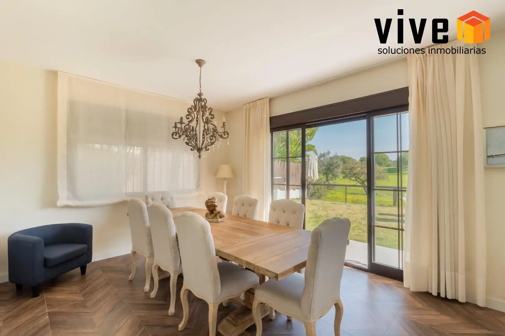 Comedor de Casa o chalet en venta en Guillena con Aire acondicionado, Calefacción y Terraza