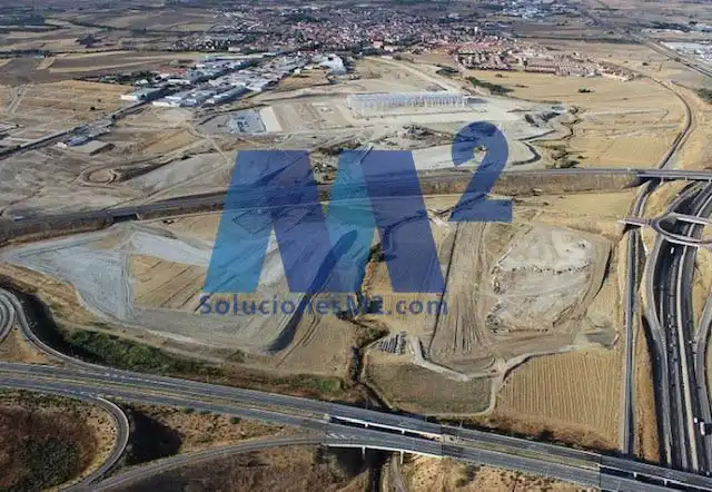 Industrial building to rent in Camino Numancia, imagen 2