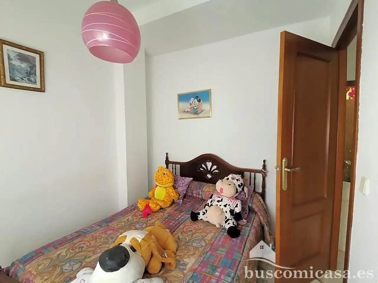 Dormitori de Casa o xalet en venda en Linares amb Terrassa i Balcó