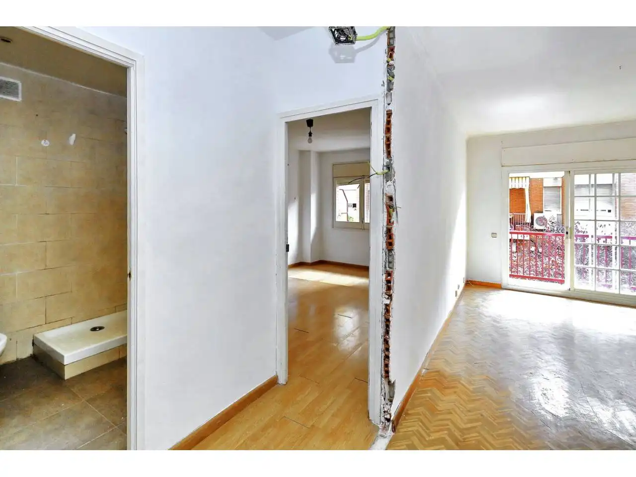 Piso con terraza en venta en Nou Barris, imagen 13