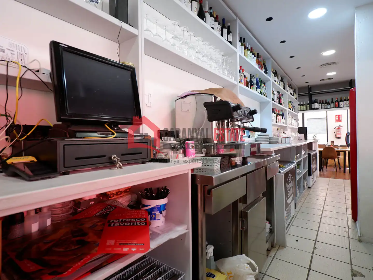Local de alquiler en Sagunto / Sagunt con Aire acondicionado y Amueblado
