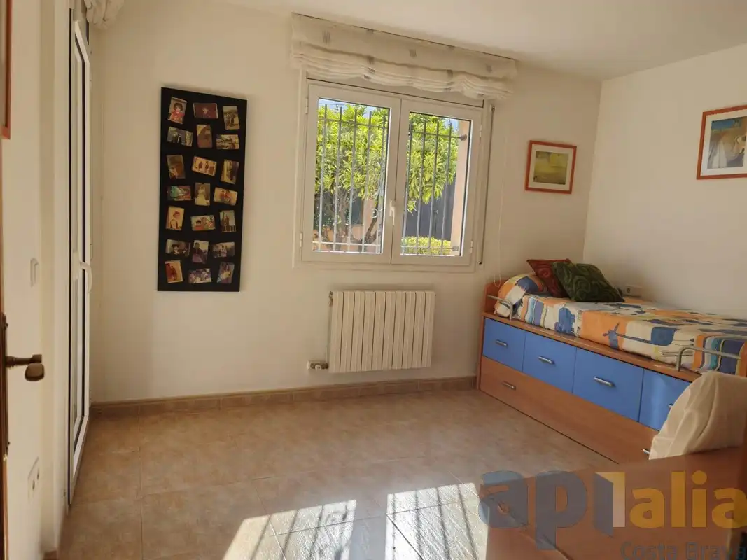 Dormitori de Casa o xalet en venda en Calonge i Sant Antoni amb Calefacció, Jardí privat i Terrassa